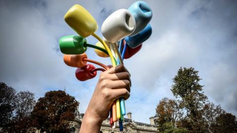 The "Bouquet of Tulips" sculpture by US artist Jeff Koons after its unveiling near The Petit Palais Museum in Paris, France, 4 October 2019