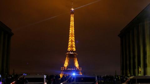 French police forces secure the Trocadero place near the Eiffel tower during a demonstration by protesters on December 1, 2018