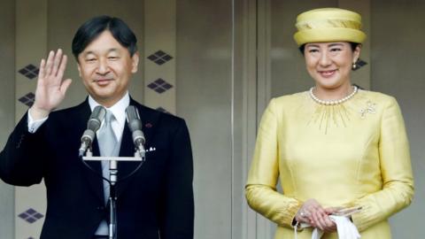Japan's Emperor Naruhito and Empress Masako greet well-wishers during their first public appearance at the Imperial Palace in Tokyo on May 4, 2019.