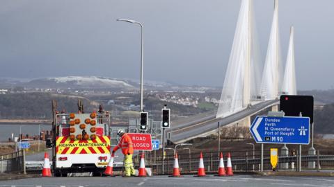 Queensferry Crossing closed