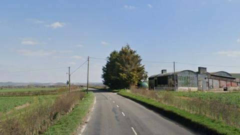 A342 near Wilsford