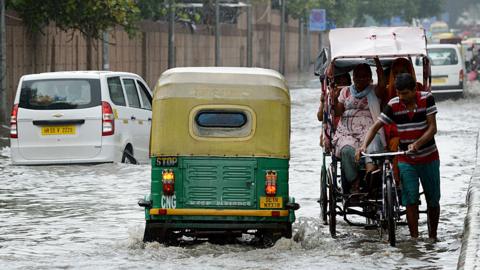 Traffic in a monsoon