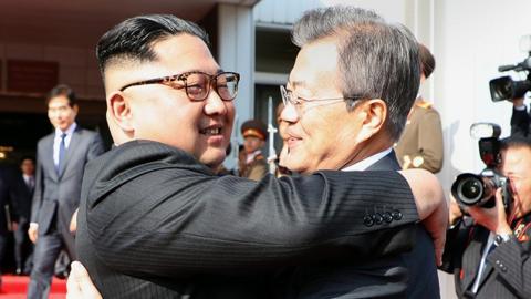 Kim Jong-un and Moon Jae-in meet, 26 May 2018