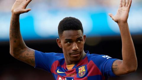 Barcelona defender Junior Firpo