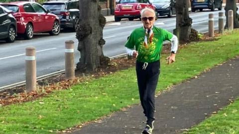 Bob completing his 500th Parkrun