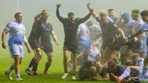 Edinburgh celebrate a try