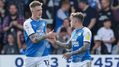 Sammy Szmodics celebrates a goal