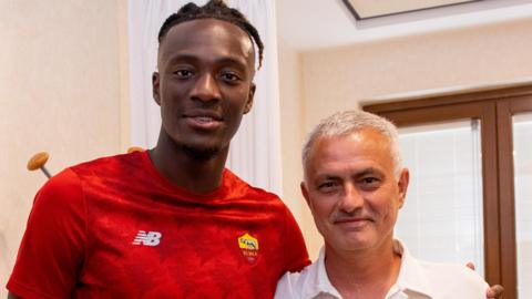 Tammy Abraham and Roma manager Jose Mourinho