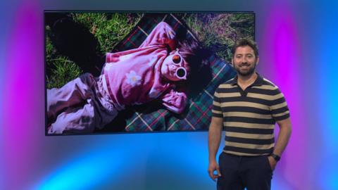 Ricky on the Newsround set