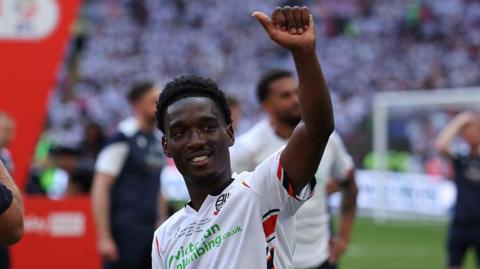 Amario Cozier-Duberry sticks his thumb up