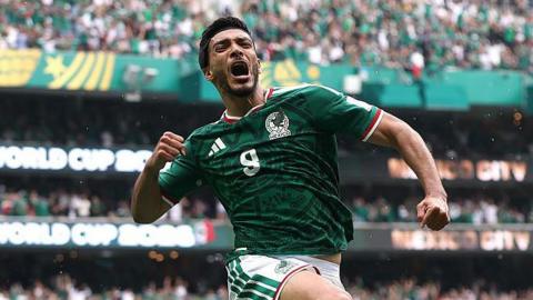 Mexico begins the World Cup with a firm step: 2-0 to South Africa and Raúl Jiménez's emotion - BBC News World