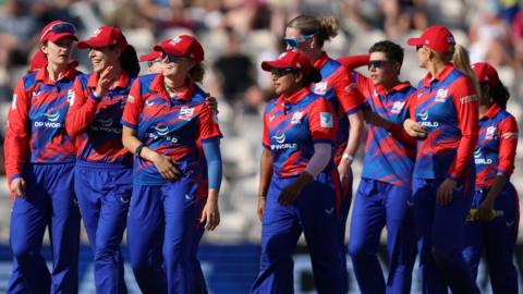 Southern Brave players celebrating their victory