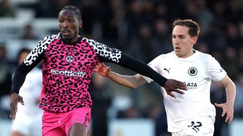 Boreham Wood v Forest Green