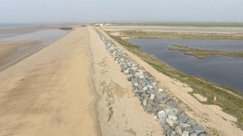 Shoreline at Lydd