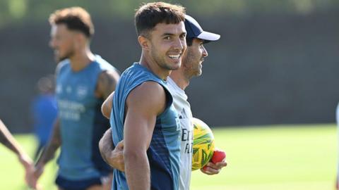 Martin Zubimendi and Mikel Arteta during Arsenal training