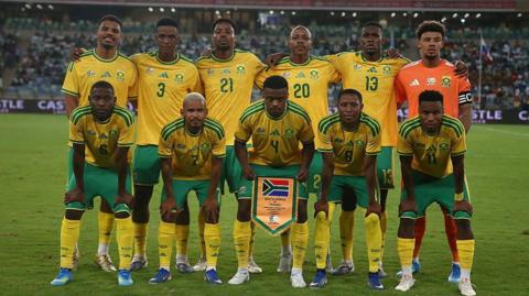 South Africa posing for team picture