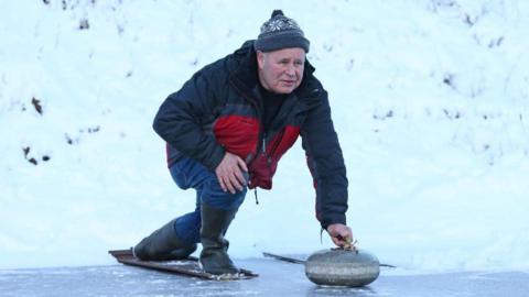 Curling at Muir of Ord