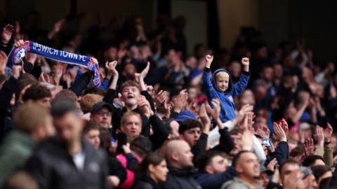 Ipswich Town fans celebrate win