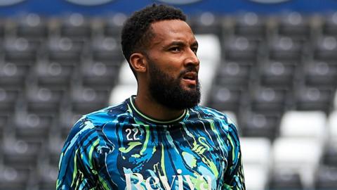 Lawrence Vigouroux before the pre-season friendly win over Rio Ave