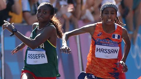 Tigst Assefa and Sifan Hassan battle for Olympic gold at Paris 2024