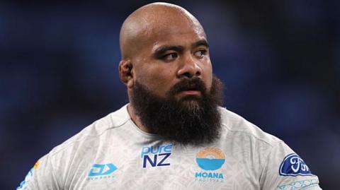 Chris Apoua in a Moana Pasifika shirt
