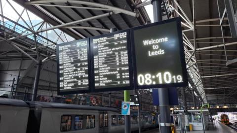 Leeds train station departures board