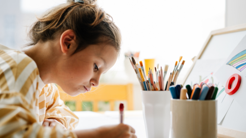 child painting
