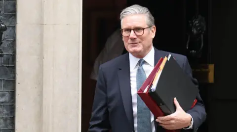 Starmer outside Downing Street