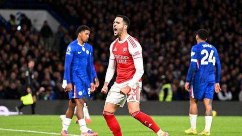 Mikel Merino celebrates his goal 