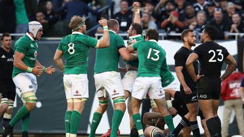 Ireland v New Zealand at Soldier Field in 2016