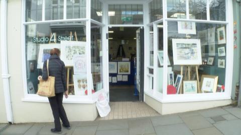 The front of Studio 4 Street in Totnes, a picture framing shop which is closing down