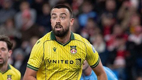 Eoghan O’Connell in action for Wrexham