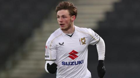 Tommi O'Reilly in action for MK Dons 