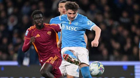 Billy Gilmour in action for Napoli