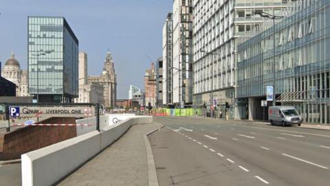 The Strand lies between James Street and Liver Street, in the heart of Liverpool