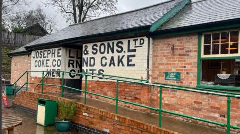 Tea room and ramp up to entrance