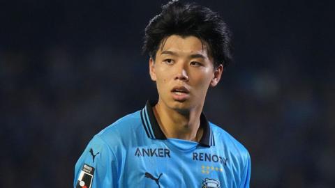 Kota Takai playing for Kawasaki Frontale.