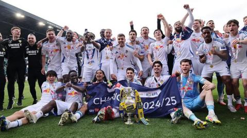 Leeds celebrate winning the Championship title
