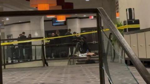 ابتدائی تفتیش سے پتہ چلا ہے کہ حملہ آور ممکنہ طور پر صدر ٹرمپ اور اُن کی انتظامیہ کو نشانہ بنانا چاہتا تھا: قائم مقام امریکی اٹارنی جنرل
مکمل تفصیلات: