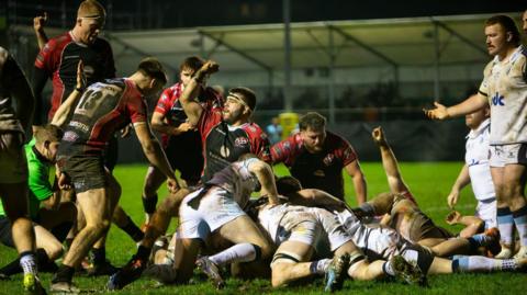 Action from Cornish Pirates v Bedford Blues