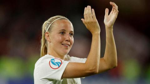 Beth Mead during Women's Euro 2022
