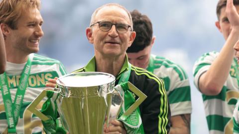 Martin O'Neill holds the Scottish Premiership