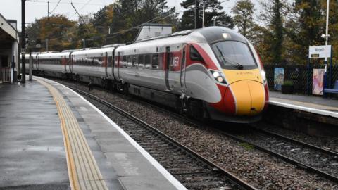 An Azuma train pulling into Morpeth station