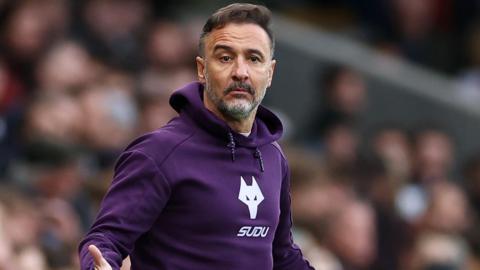 Vitor Pereira watches Wolves