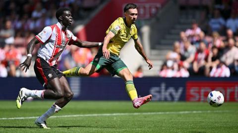 Southampton 2-1 Wrecsam