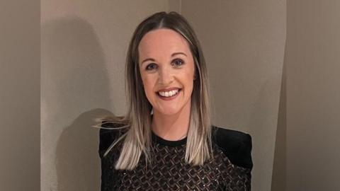 Dr Anwen Jones 