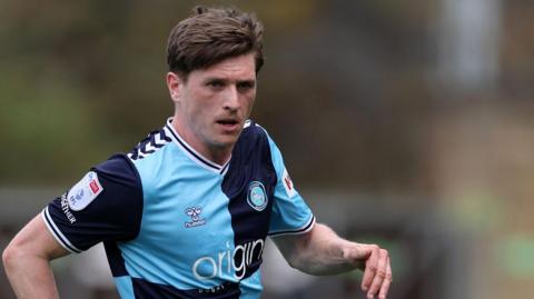 Adam Reach in action for Wycombe