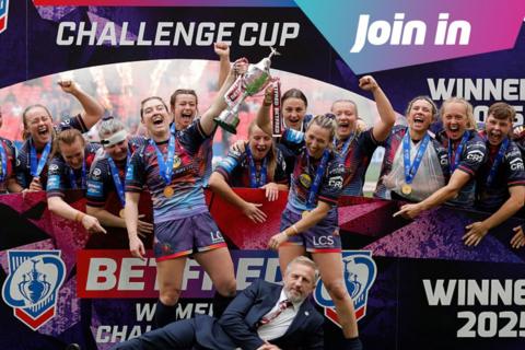 Wigan Warriors with the Women's Challenge Cup trophy 2025