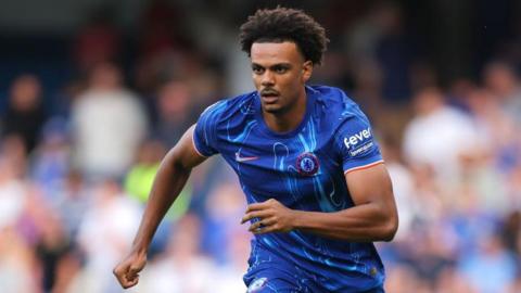 Renato Veiga playing for Chelsea against Manchester City on his debut