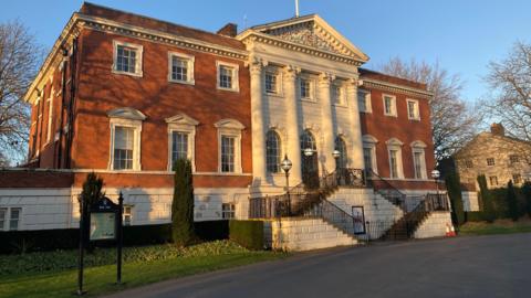Warrington Town Hall